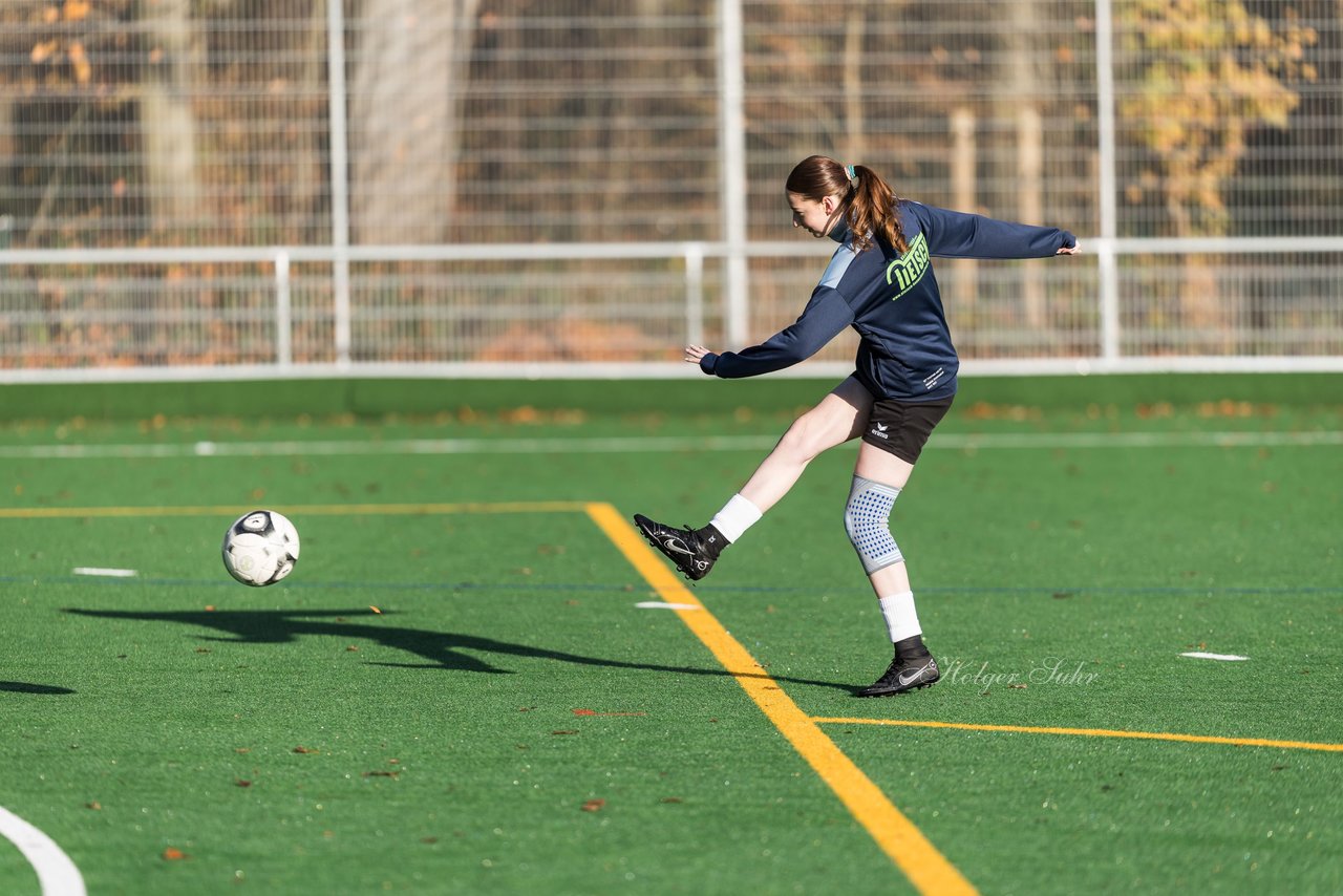 Bild 124 - wBJ VfL Pinneberg2 - Eimsbuttler TV 3 : Ergebnis: 5:0